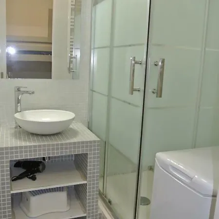 Studio Flamingo Giens Апартаменты